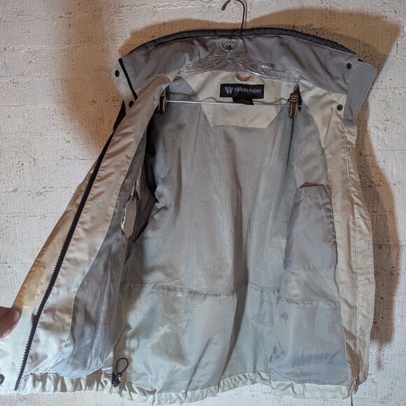 Wetskins Jacket size medium - Picture 9 of 10
